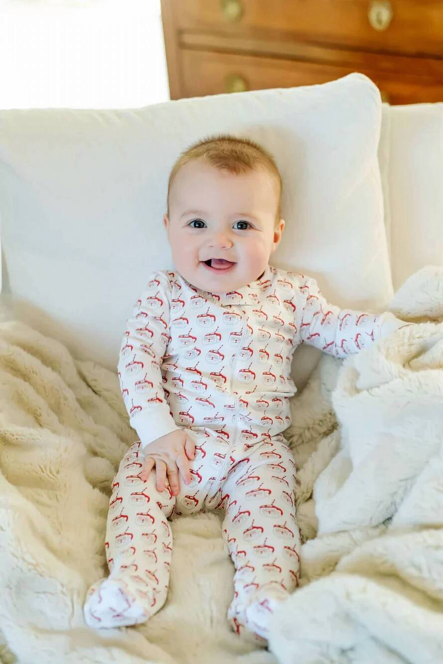 NEW LILA + HAYES baby's hot cocoa santa parker zip-up pajama in multi